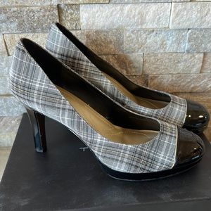 Tahari Laurie Heels